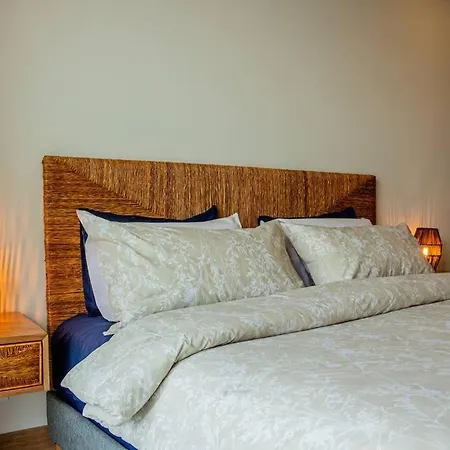 Sea Front In Apartamento